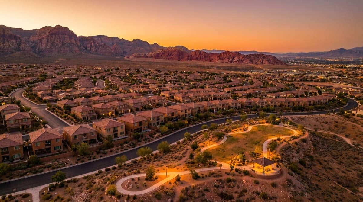 Mountain's Edge & the Southwest at dusk
